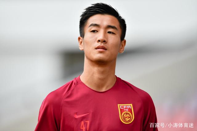 意大利杯-约维奇梅开二度 AC米兰4-1卡利亚里